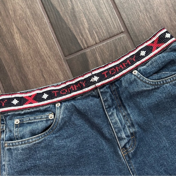 VTG Tommy Hilfiger Beaded Waist High Rise Distressed Denim Shorts Sz 12 - Picture 3 of 7